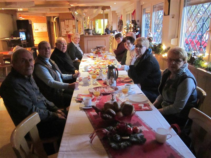 22.11.2014 Punsch bei Wacker Gladbeck&6.12. Nikolaus MK 016.jpg